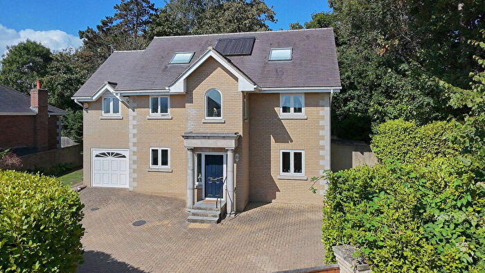 5 Bedroom Detached House For Sale In Grove Road, Ryde, PO33