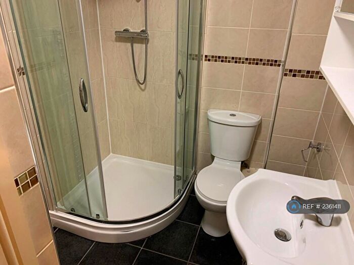 1 Bedroom Flat To Rent In Newland House, Leeds, LS6