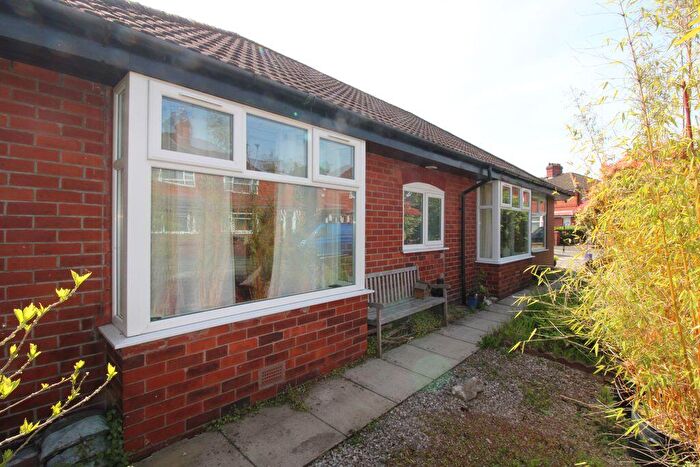 3 Bedroom Detached Bungalow For Sale In Kew Gardens, Manchester, M40