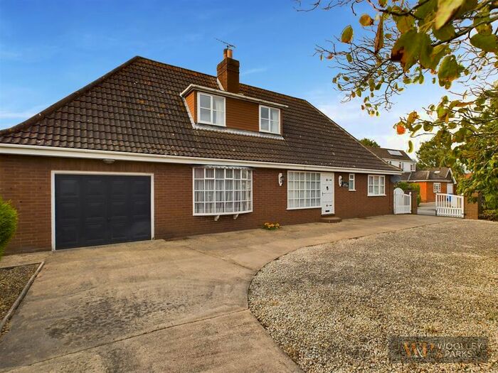 3 Bedroom Detached House For Sale In South Close, Kilham, Driffield, YO25