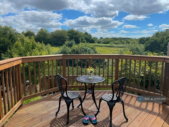 3 Bedroom Terraced House To Rent In Colston Dale, Bristol, BS16