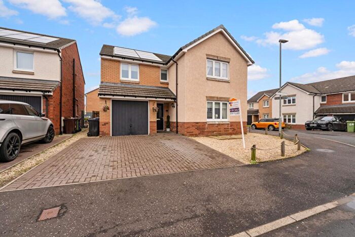 4 Bedroom Detached House For Sale In Rosehall Gardens, Uddingston, G71