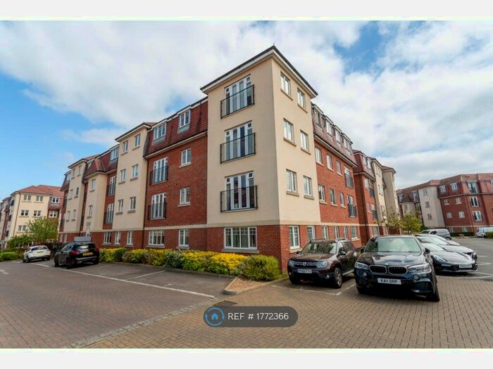 1 Bedroom Flat To Rent In Schoolgate Drive, Morden, SM4