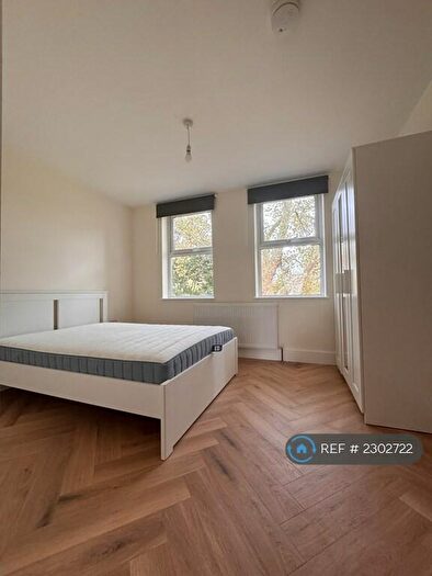 4 Bedroom Terraced House To Rent In Smalley Close, London, N16