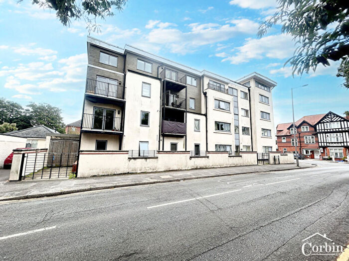 2 Bedroom Apartment For Sale In Owls Road, Bournemouth, BH5