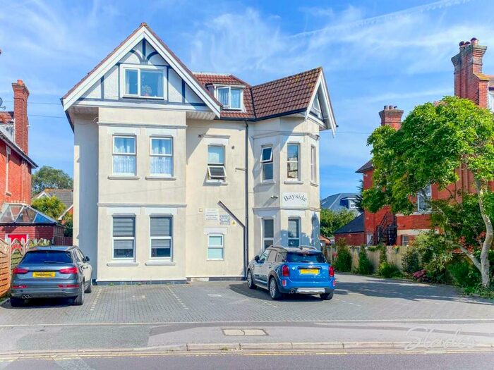 1 Bedroom Flat To Rent In Crabton Close Road, Bournemouth, Dorset, BH5