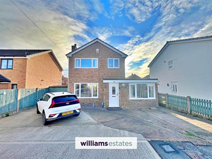 3 Bedroom Detached House For Sale In Ffordd Celyn, Denbigh, LL16