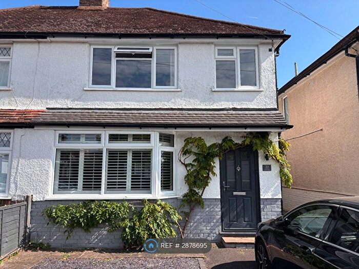 3 Bedroom Semi-Detached House To Rent In Byron Road, Addlestone, KT15