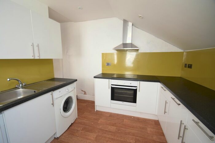 6 Bedroom Terraced House To Rent In Marlborough Road, Falmouth TR11