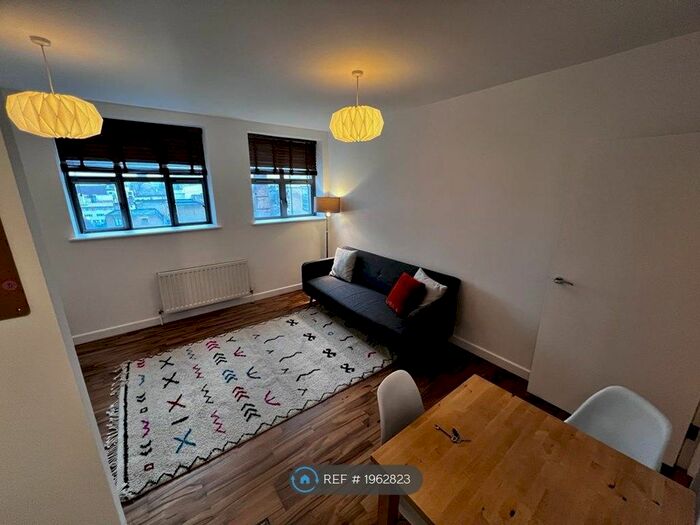 1 Bedroom Flat To Rent In Somerford Grove, London, N16