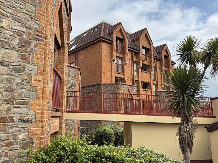 3 Bedroom Apartment For Sale In Ocean Park, Westward Ho!, EX39