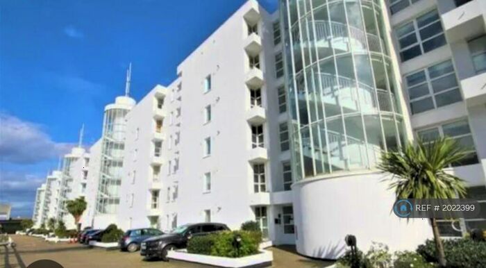 2 Bedroom Flat To Rent In Barrier Point Road, London, E16