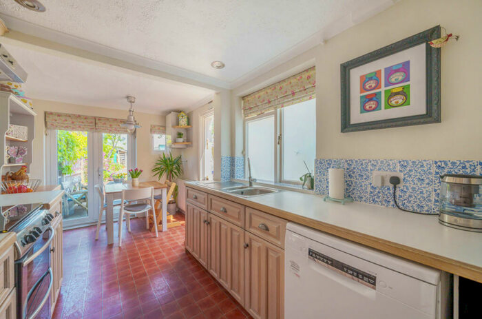 3 Bedroom Terraced House For Sale In Bury Lane, Horsell, Surrey, GU21