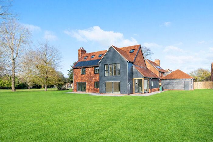 5 Bedroom Detached House For Sale In The Limes, Watlington, OX49