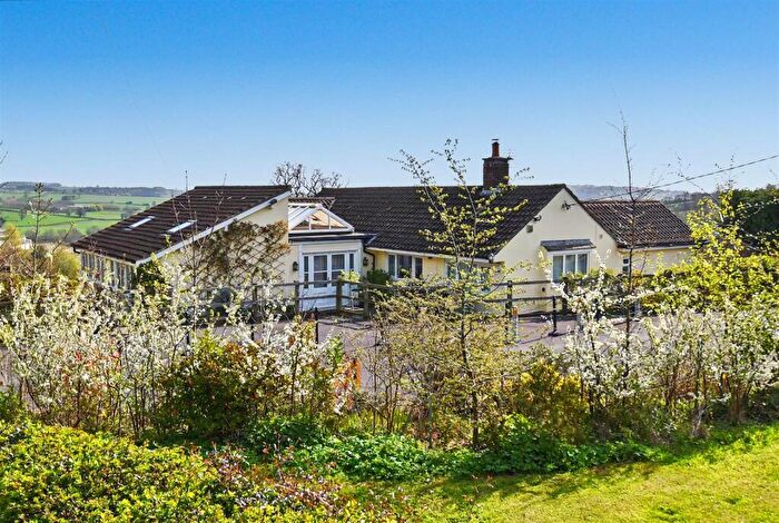 3 Bedroom Detached House For Sale In Middle Hill Lodge, Hillcliff Lane, Turnditch, Derbyshire, DE56