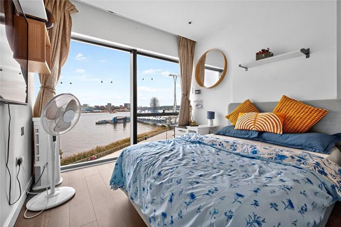 2 Bedroom Flat To Rent In Cutter Lane, London, SE10