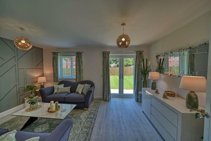 4 Bedroom Detached House For Sale In Maddoxford Gardens, Boorley Green, SO32