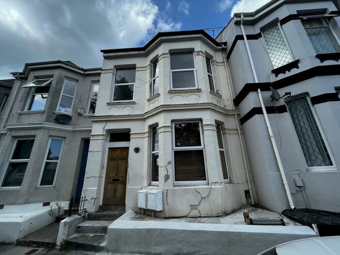 2 Bedroom Apartment To Rent In College Road, Plymouth, PL2