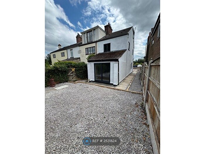 3 Bedroom End Of Terrace House To Rent In Brooklands, South Milford, Leeds, LS25