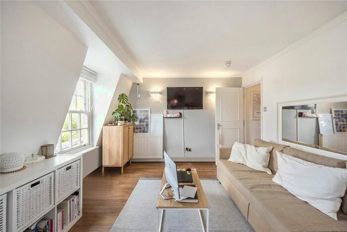 2 Bedroom Terraced House To Rent In Clifton Gardens, Warwick Avenue Station, W9