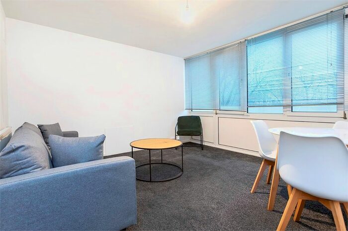 2 Bedroom Flat To Rent In Royal Street, London, SE1