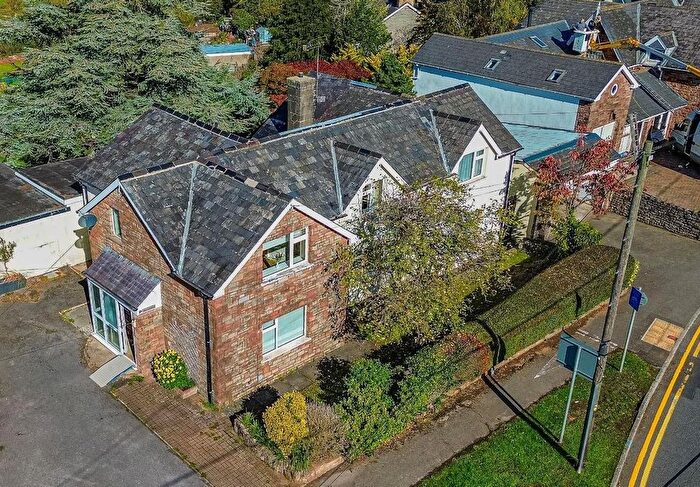 5 Bedroom Detached House For Sale In Cog Road, Sully, Penarth, CF64
