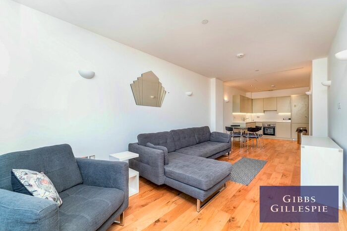 1 Bedroom Flat To Rent In Western Avenue, Perivale, Greenford, UB6