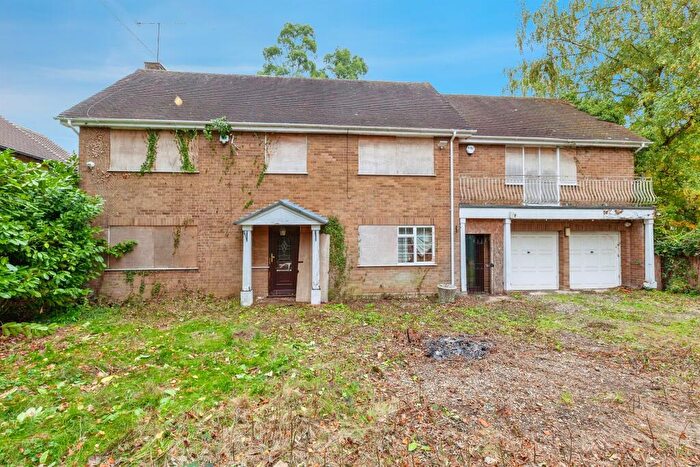 6 Bedroom Detached House For Sale In Kinghorn Lane, Maidenhead, SL6