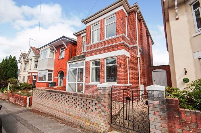 5 Bedroom Detached House For Sale In Somerley Road, Winton, BH9