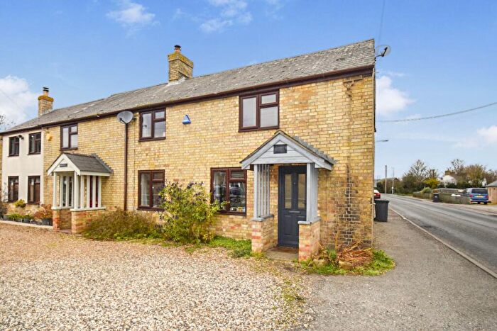 3 Bedroom Semi-Detached House For Sale In Warboys Road, Pidley, PE28