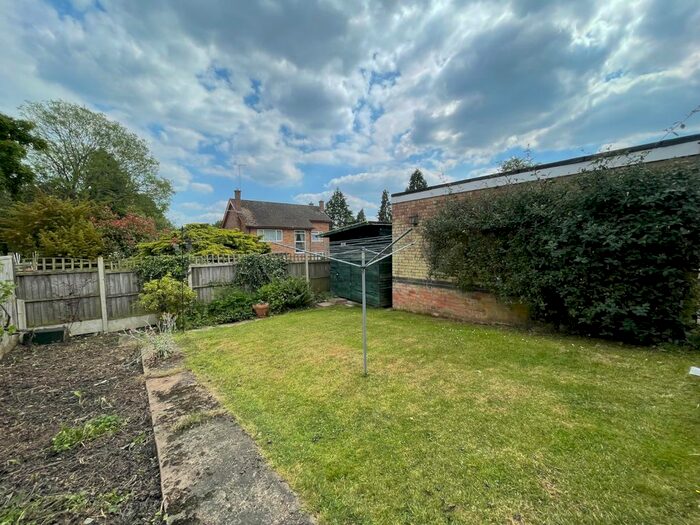 2 Bedroom Bungalow For Sale In Carlton Avenue, Narborough, Leicester, Leicestershire, LE19
