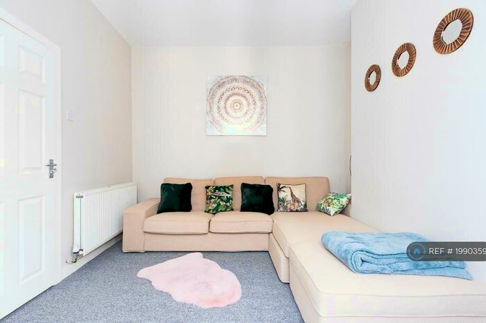 4 Bedroom Terraced House To Rent In Fell Street, Liverpool, L7