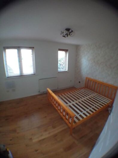 1 Bedroom Flat To Rent In Vignoles Road, Romford, RM7