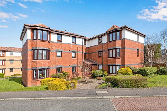 2 Bedroom Flat For Sale In / Liberton Place, Liberton, Edinburgh, EH16