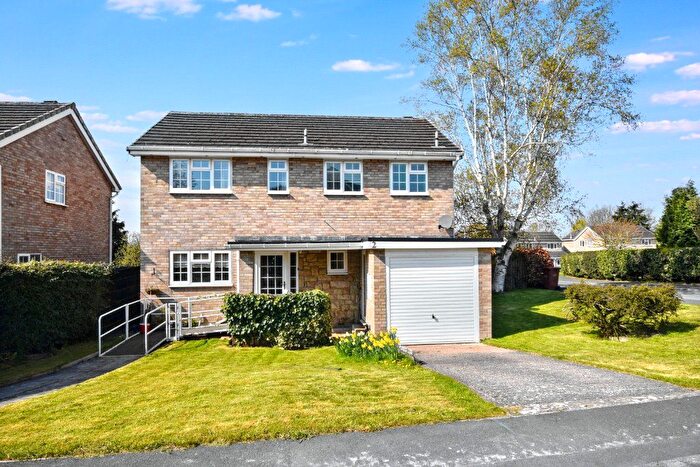 4 Bedroom Detached House For Sale In Oak Tree Meadow, Walton, Wakefield, WF2