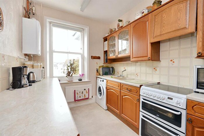 2 Bedroom Flat For Sale In Devonshire Place, Eastbourne, BN21