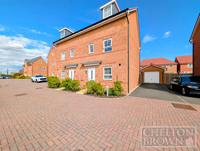 4 Bedroom Semi-Detached House For Sale In Higgs Close, Overstone, Northampton, Northamptonshire, NN6