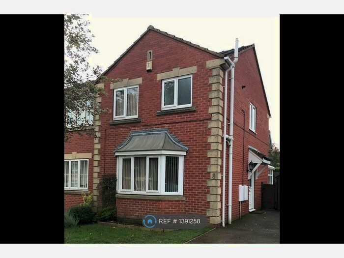 3 Bedroom Semi-Detached House To Rent In Broadland Way, Wakefield, WF3