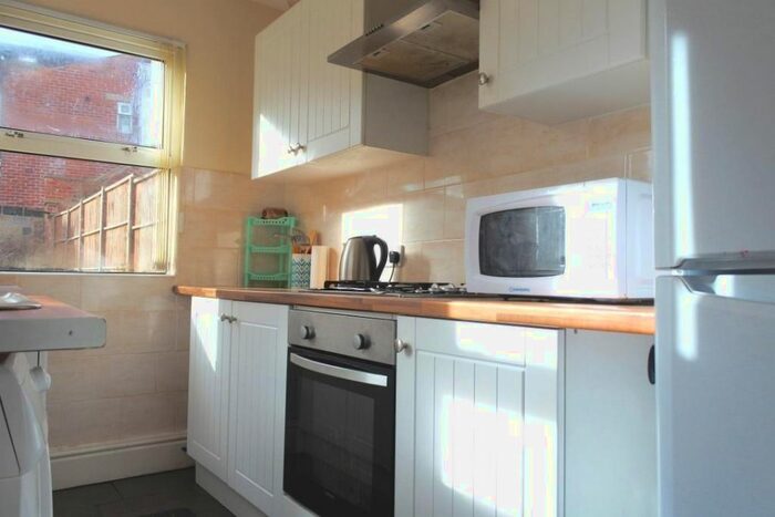 3 Bedroom Terraced House To Rent In South View Road, Sheffield, S7