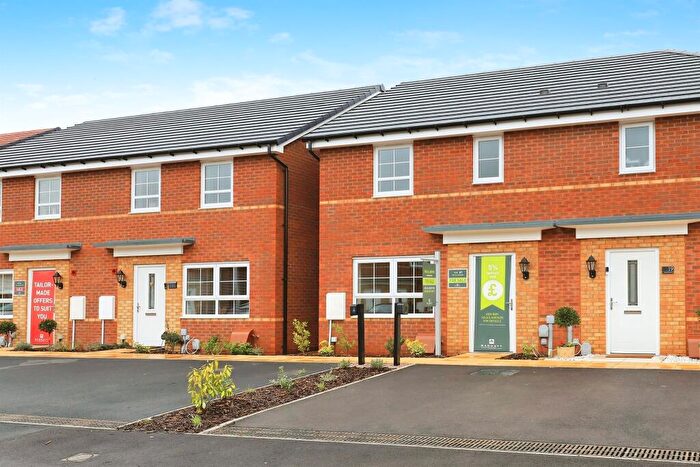 3 Bedroom Semi-Detached House For Sale In Folliott's Manor, Stourport-On-Severn, DY13