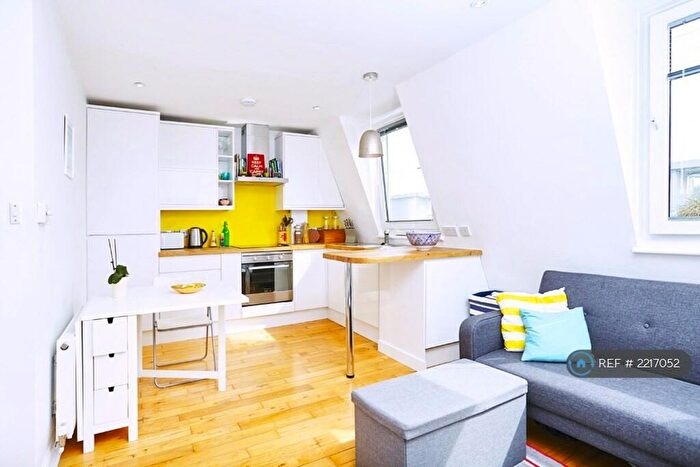1 Bedroom Flat To Rent In Caledonian Road, London, N1