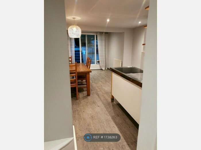 1 Bedroom Flat To Rent In Wilbury Villas, Hove, BN3