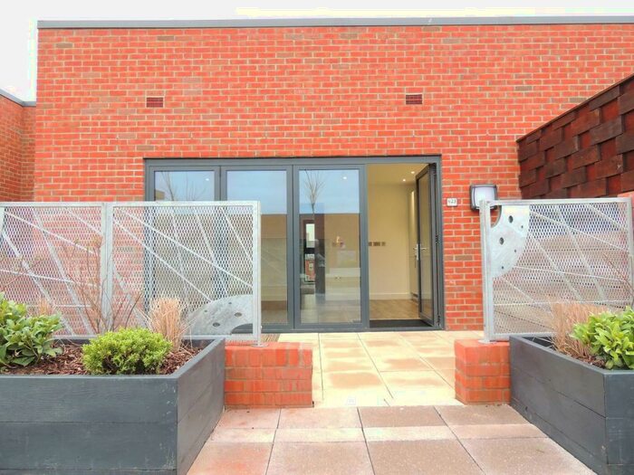 1 Bedroom Apartment To Rent In Pope Street, Birmingham, B1