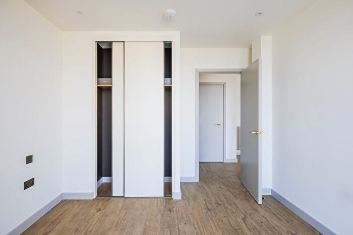 1 Bedroom Flat To Rent In The Eades, Selborne Road, London, E17