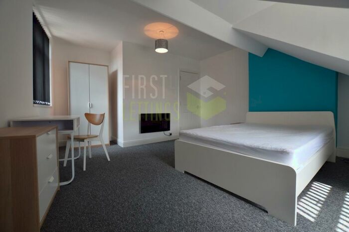 2 Bedroom Flat To Rent In Clarendon Park Road, Leicester, LE2