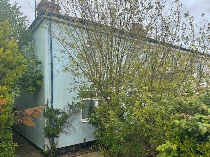 3 Bedroom Semi-Detached House For Sale In Station Cottages, Postland, Crowland, Peterborough, Cambridgeshire, PE6