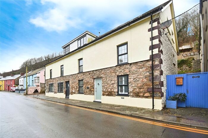 3 Bedroom End Of Terrace House For Sale In Main Street, Solva, Haverfordwest, Pembrokeshire, SA62