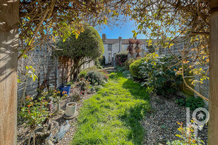 2 Bedroom Terraced House For Sale In Fox Street, Gillingham, ME7