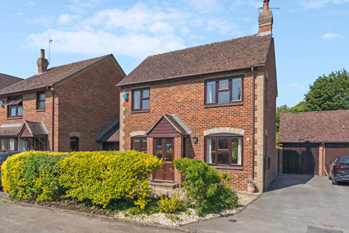 3 Bedroom Detached House For Sale In Robert Sparrow Gardens, Crowmarsh, OX10