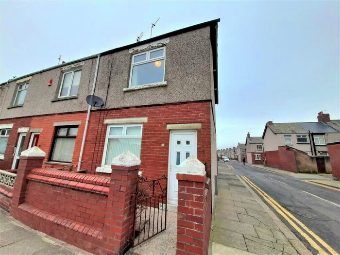 2 Bedroom House To Rent In Island Road, Barrow-In-Furness, Cumbria, LA14